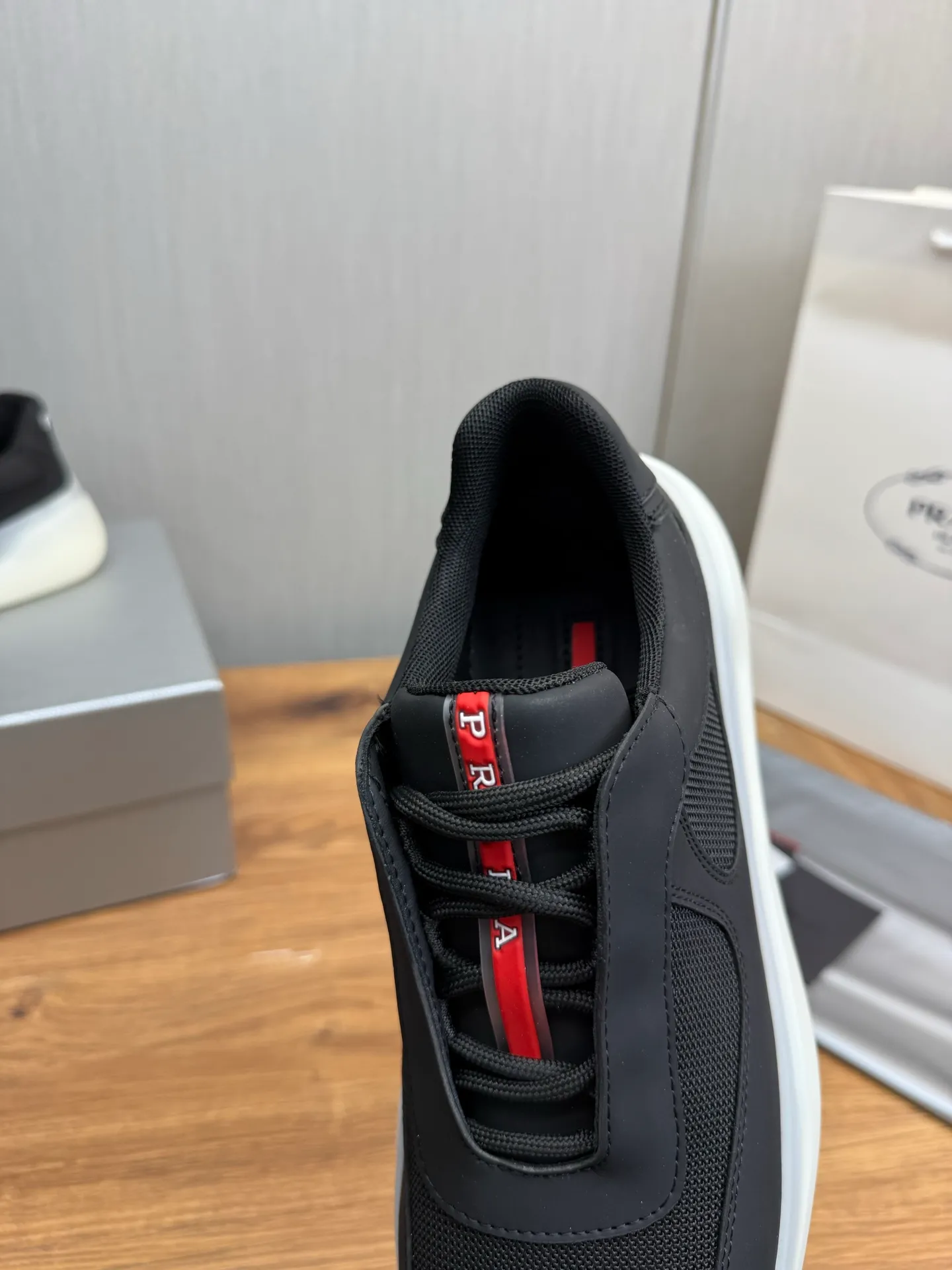 Men's shoes 💰600💰 [PRADA] New models synchronized with the official website, high-quality shipments ✔️Best sellers🔥 Original cowhide + cowhide lining, 1🆚1 replica, original sole, 38-45 (men's 45 is custom-made and cannot be returned or exchanged)